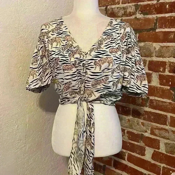 Last chance - Topshop - TIGER & ZEBRA PRINT TIE WAIST CROPPED BLOUSE US 2 XS - Picture 2 of 7